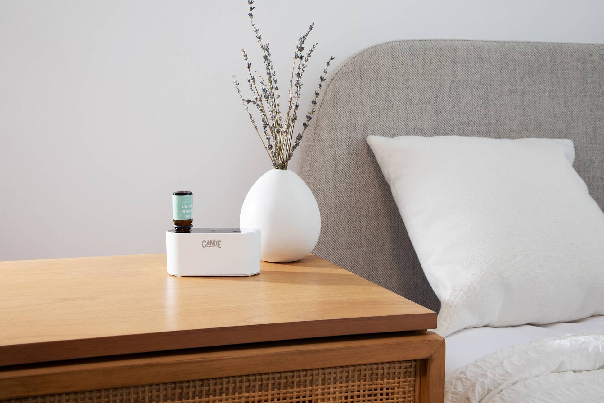 Waterless Fragrance Oil Diffuser