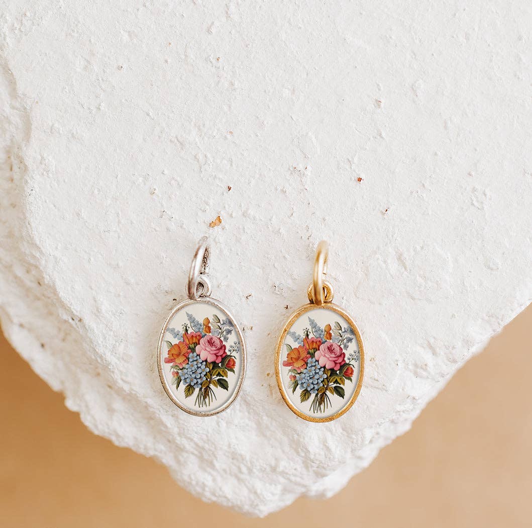 Dorothy Flower Charm Pendant Necklace Gold or Silver