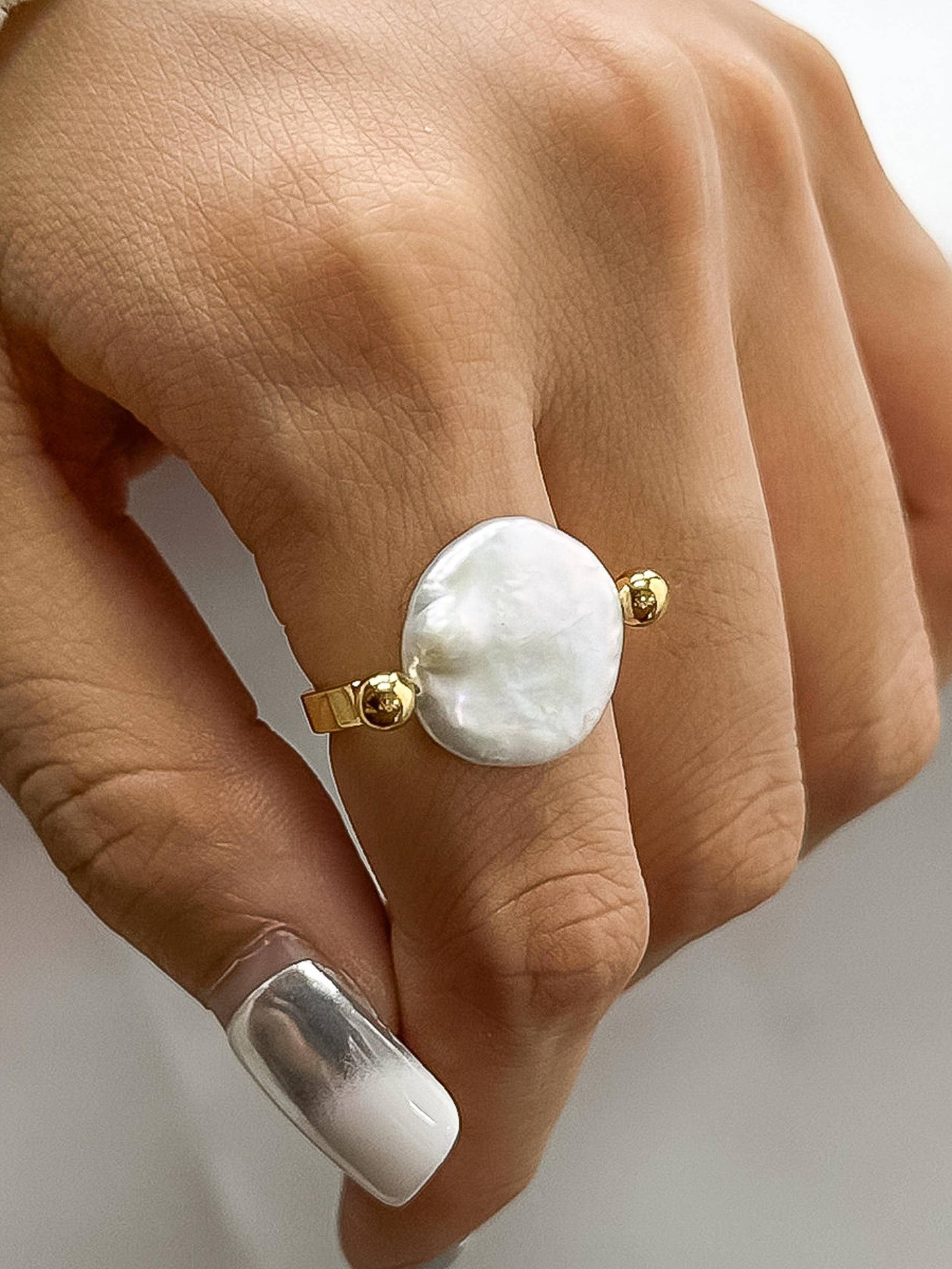 Déodat 18K Gold Non-Tarnish Baroque Pearl Ring