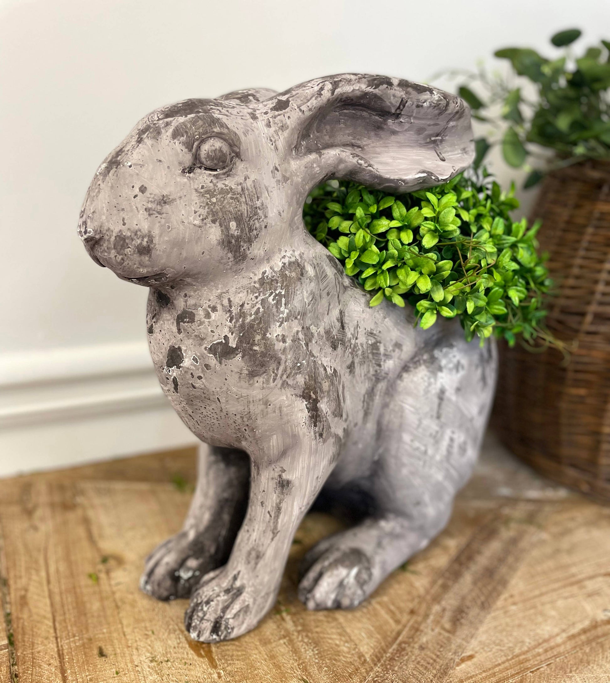 RESIN RABBIT PLANTER - SMALL