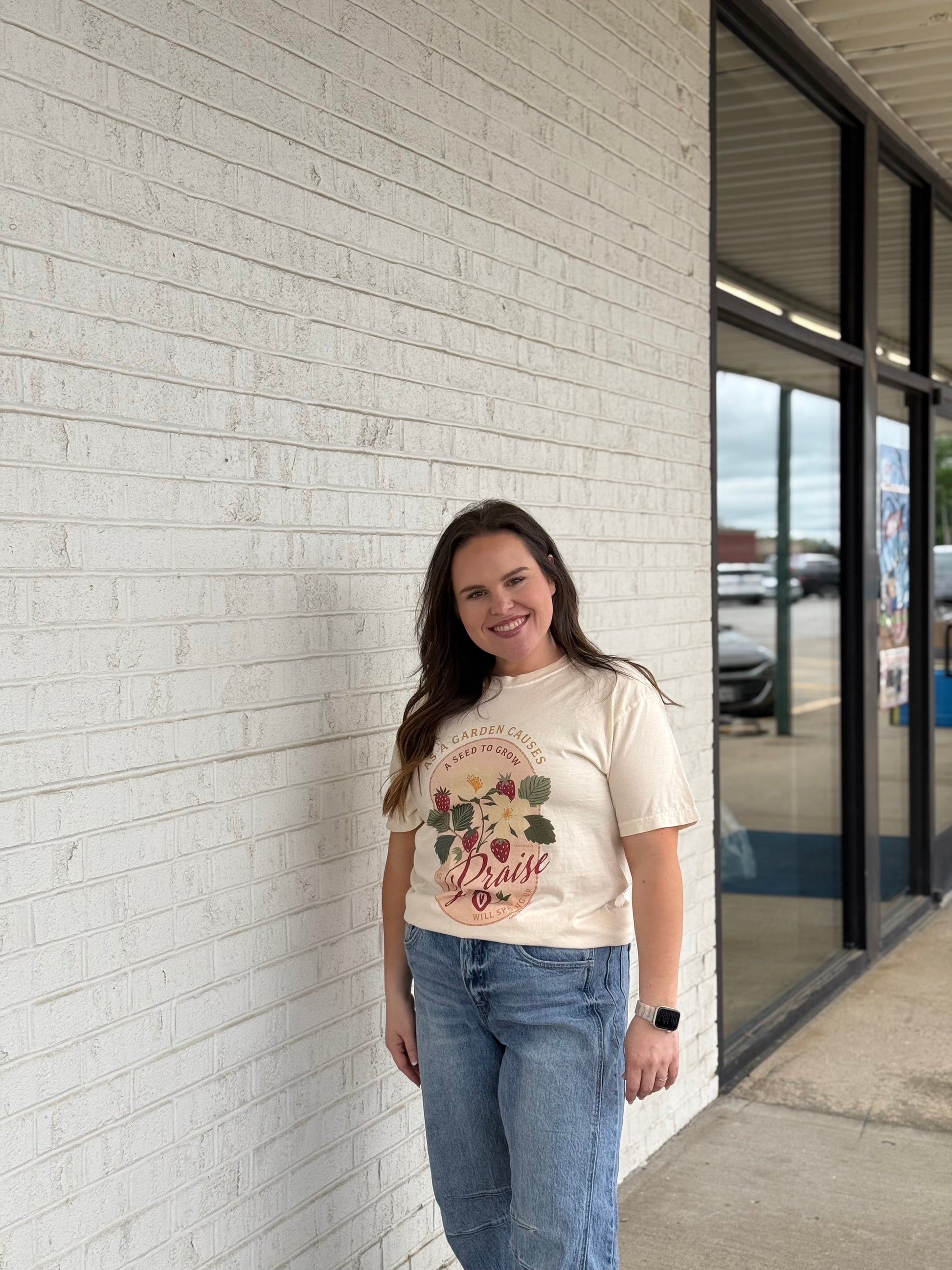 Strawberry Faith Tee - Ivory