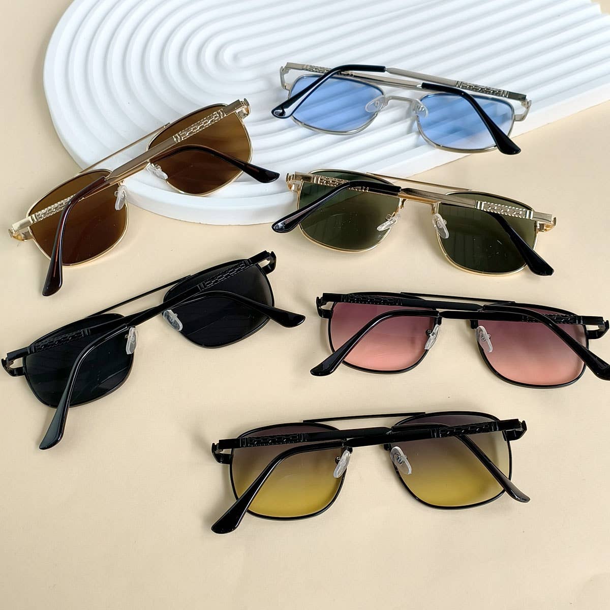 SQUARE SUNGLASSES