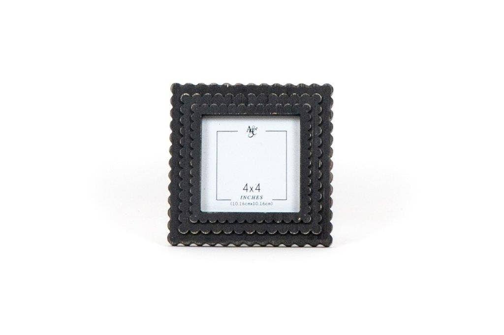 4x4 Black Scallop Frame