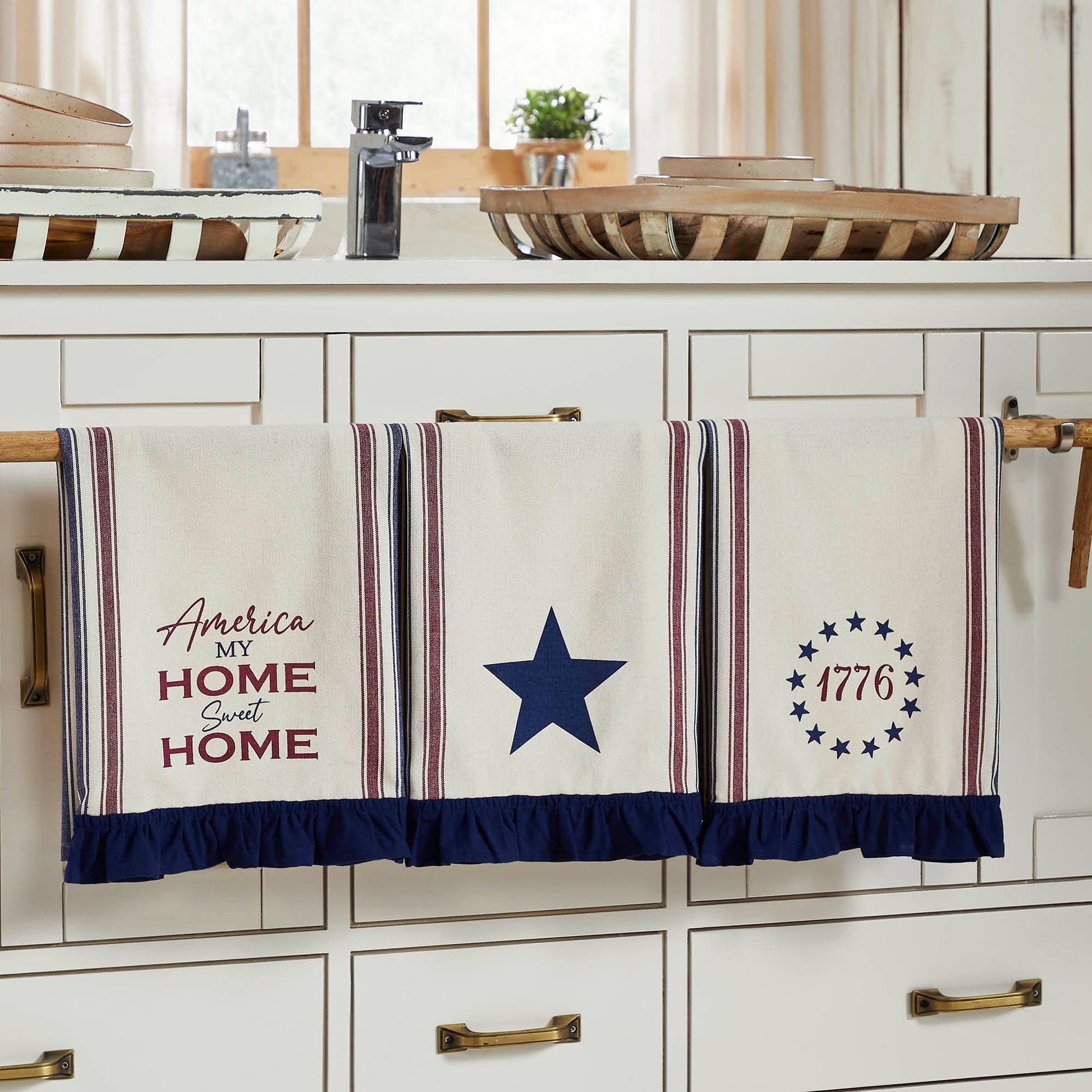 America Ruffled Tea Towel
