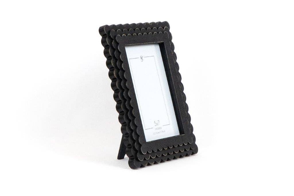 Rectangle Black Scallop Frame