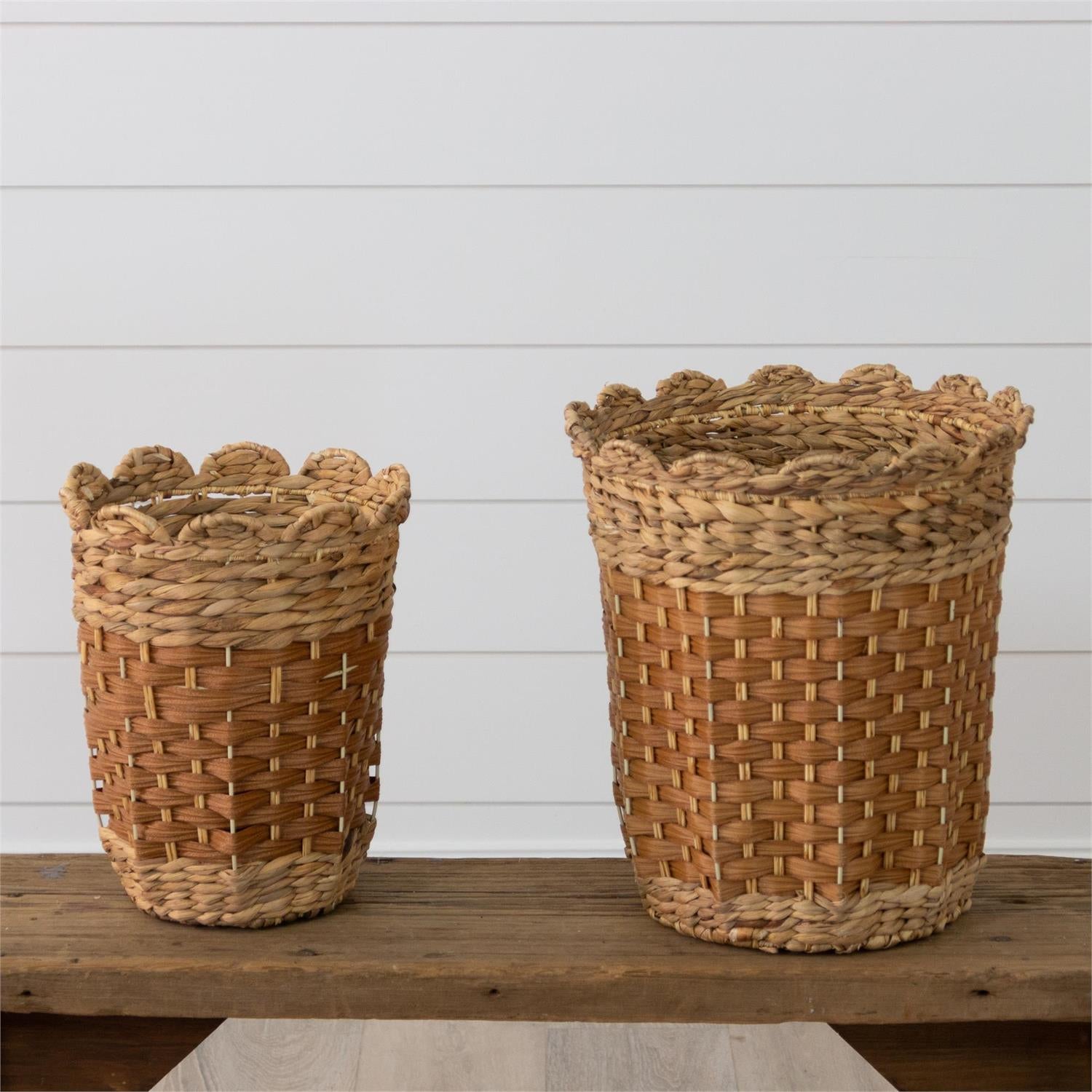Scalloped Edge Baskets