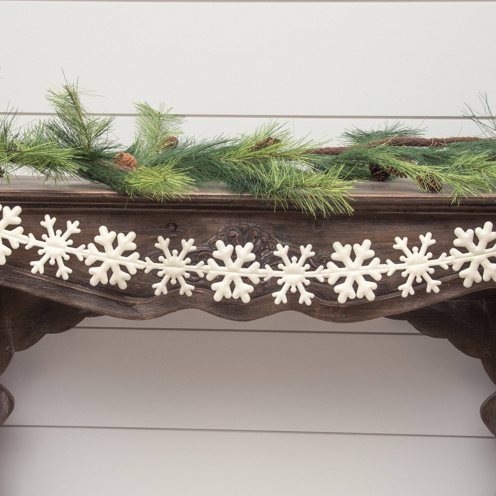 Felt Snowflake Garland (PC)
