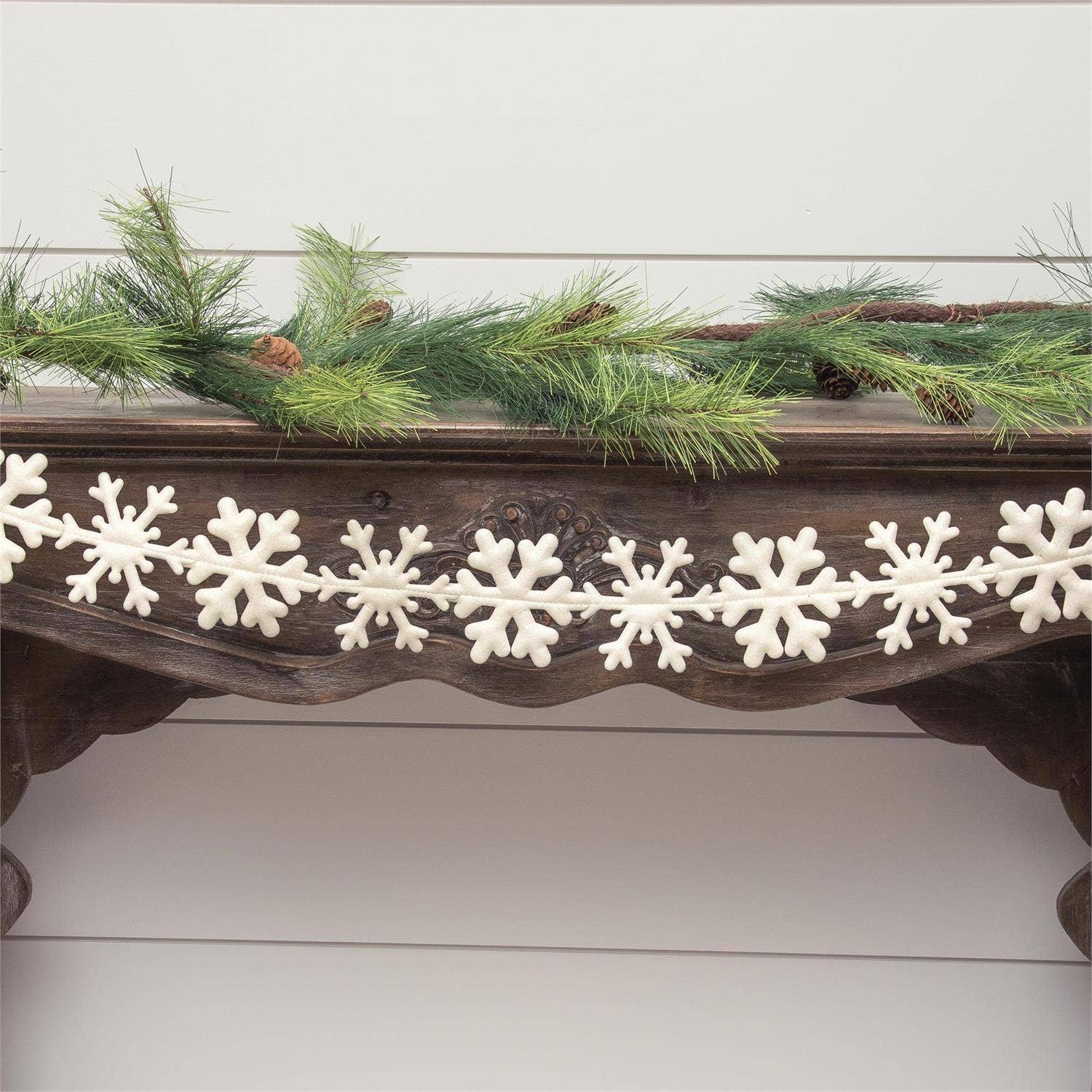 Felt Snowflake Garland (PC)
