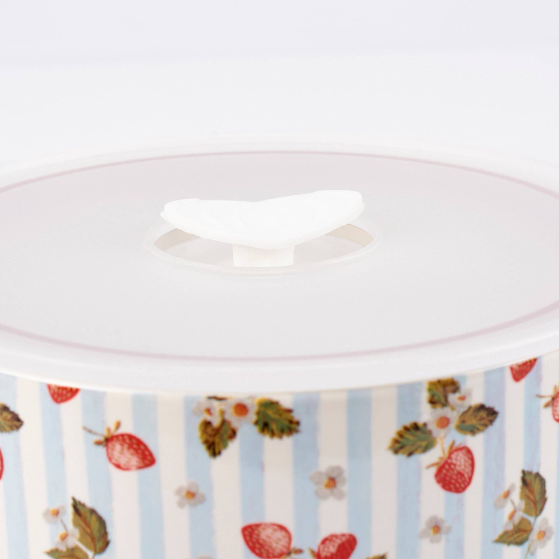 Strawberry Serveware