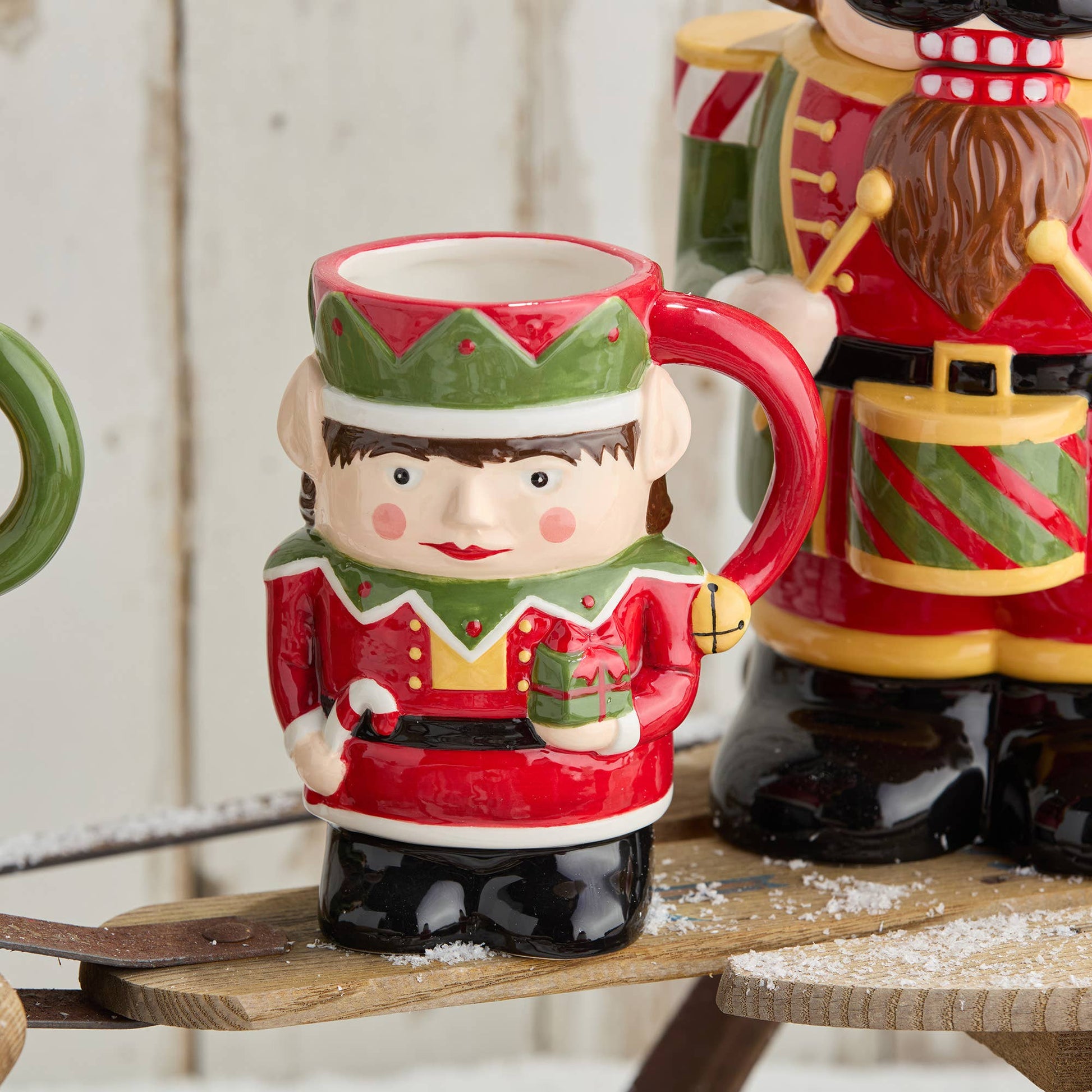 Nutcracker Parade 3-D Mugs 18 oz. asst.